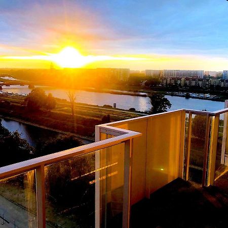 Apartament Z Tarasem I Widokiem Na Odre Вроцлав Экстерьер фото